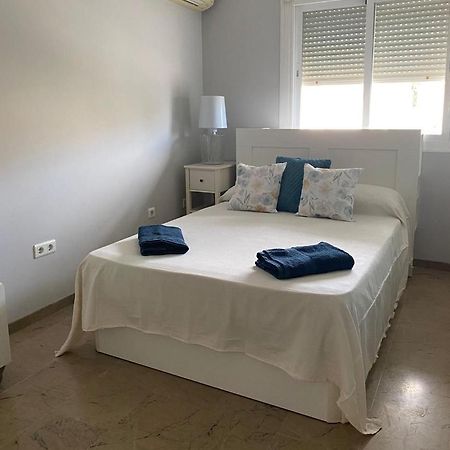 Apartamento Junto Al Puerto Deportivo De เอสเตโปนา ภายนอก รูปภาพ