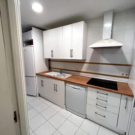 Apartamento Junto Al Puerto Deportivo De เอสเตโปนา ภายนอก รูปภาพ
